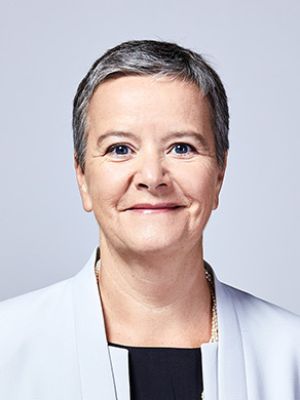 Mitglied des Vorstands Mag. Angelika Sommer-Hemetsberger